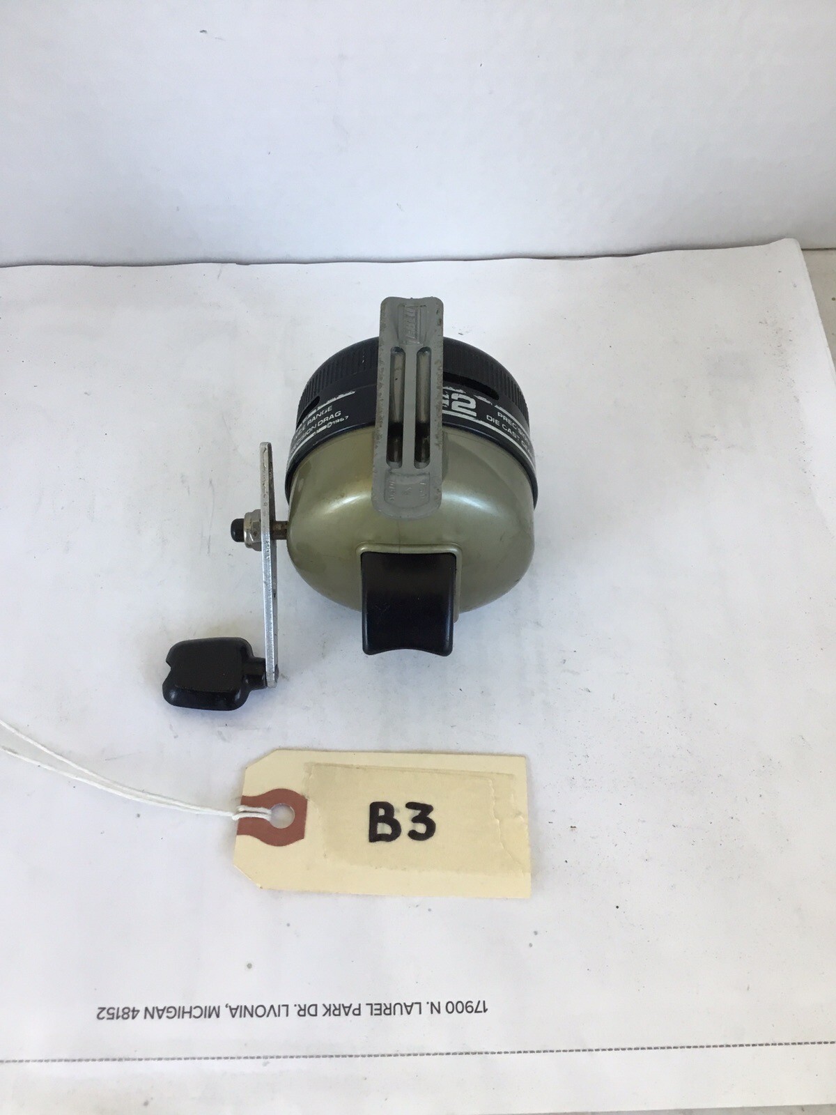 Vintage Zebco 202 Spincast Closed Face EasyUse Fishing Reel. Made in USA.
