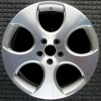 Volkswagen Golf Machined w/ Charcoal Pockets 18 inch OEM Wheel 2005 to 2014