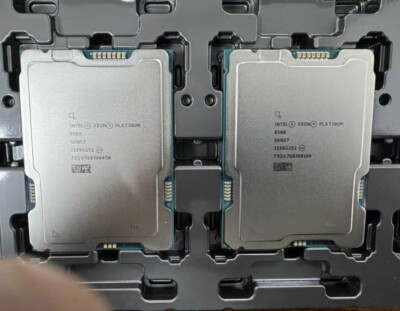 1pcs Intel Xeon Platinum 8580 QS LGA4677 2S Server CPU Processor 2.0GHz 60-Core