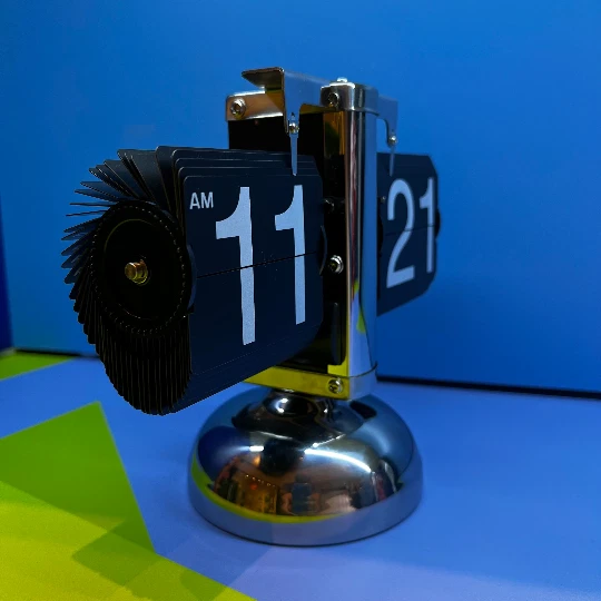 Retro Digital Flip Desk Clock with Metal Stand - Creative Gift Idea - Image 4 of 4