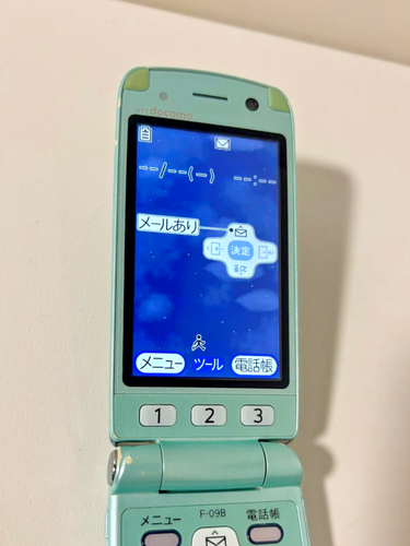 Docomo F-09B Mint Green FOMA Japanese Flip Phone cell Garakei Keitai Retro jp - Picture 5 of 9