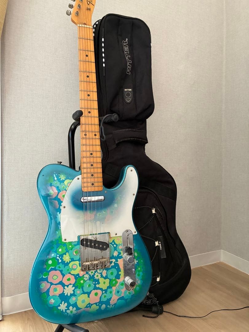 Fender Telecaster Blue Flower Kazutoshi Sakurai Model Case Set No