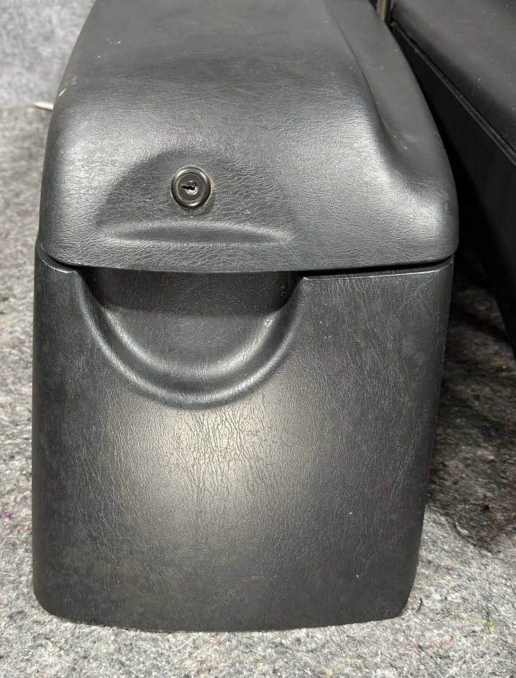 03-06 Chevy SSR пара LH&RH кровать смонтированы коробки для хранения седельные сумки комплект ** без ключей ** - Изображение 3 из 4