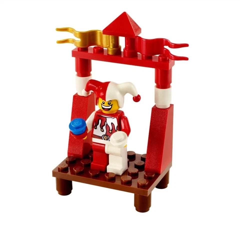 Lego Kingdoms Castle 7953 Court Jester NEW in Sealed Box! - Image 3 of 3