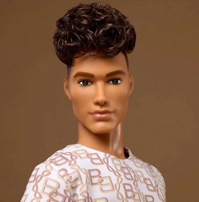 2026 BARBIE SIGNATURE BASICS MODEL 10 KEN DOLL - MADE TO MOVE Ken