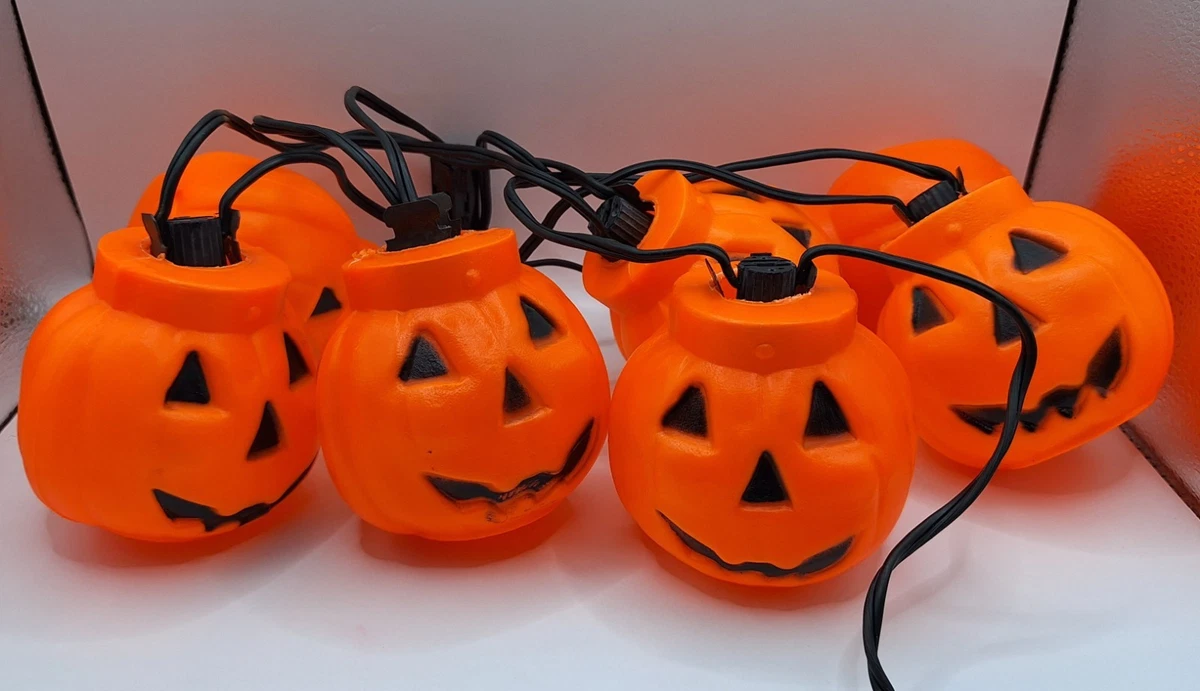 25+ Vintage Blow Mold Pumpkin In Halloween Lights (1960-1990) for