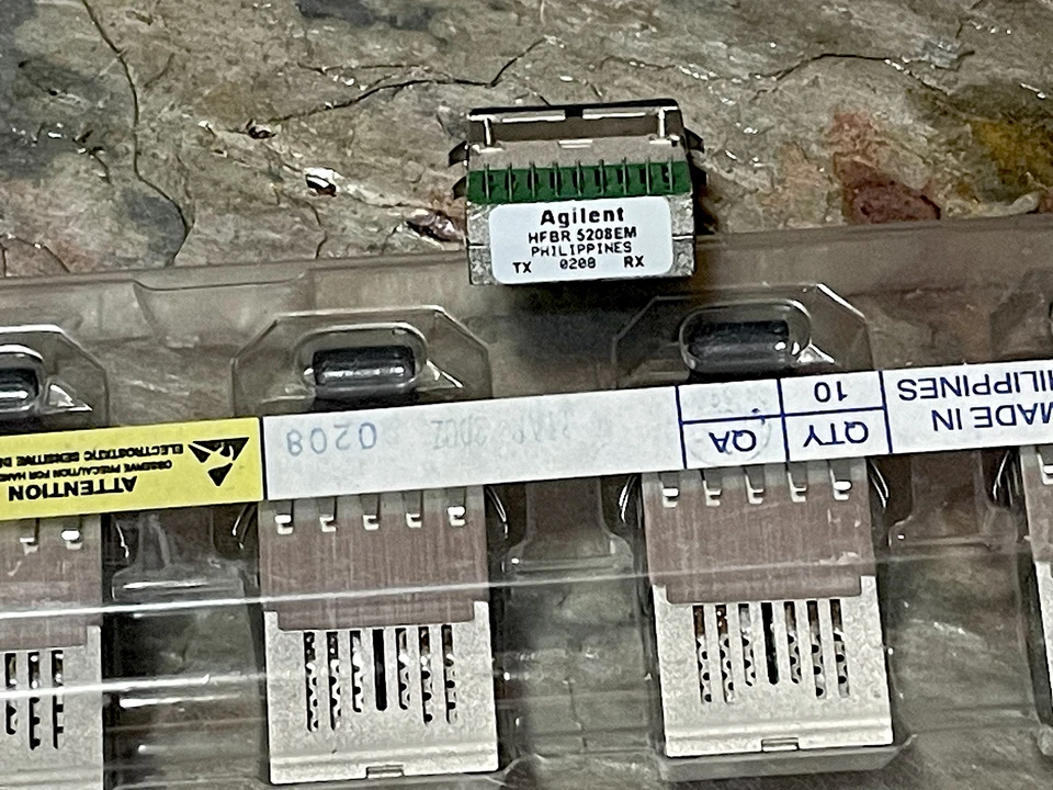 10X novos transceptores de fibra óptica AGILENT HFBR-5208EM 622Mbps - Imagem 3 de 3