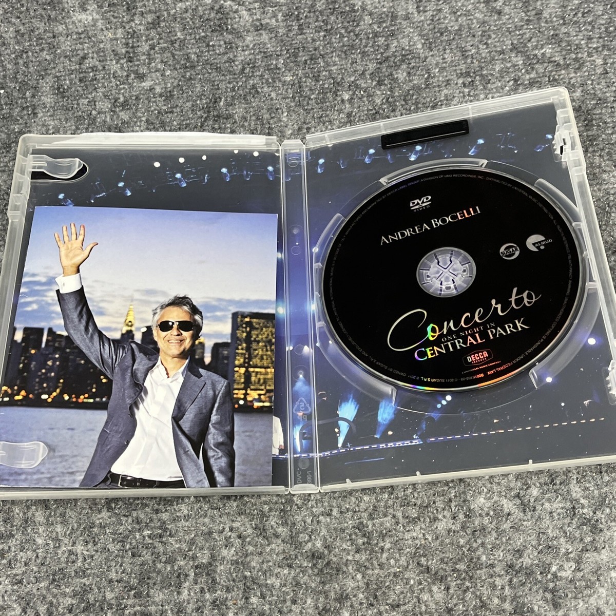 【中古】 LIVE　2012　10th　Anniversary　year　concert　光の通り道～one　night　road～/ＤＶＤ/WPBL-90196 中古】 LIVE 2012 10th Anniversary year concert 光の通り道