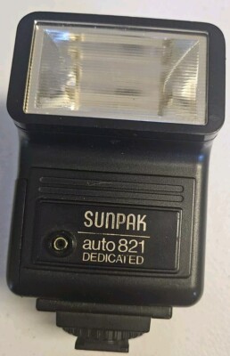 Sunpak Auto 821 Flash (Read Desc.)