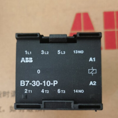 NEW   B7-30-10-P Auxiliary Contacts #D3