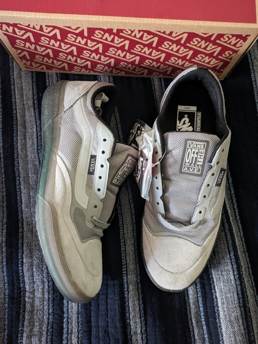 Vans Ave Pro Reflective Gray Men Size Skateboarding Suede 122024