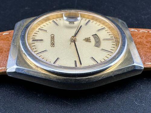 Orologio Seiko Majesta 1990 Uomo Day Date Quadrante Oro Quarzo 34mm 9533-6000 - Foto 5 di 12
