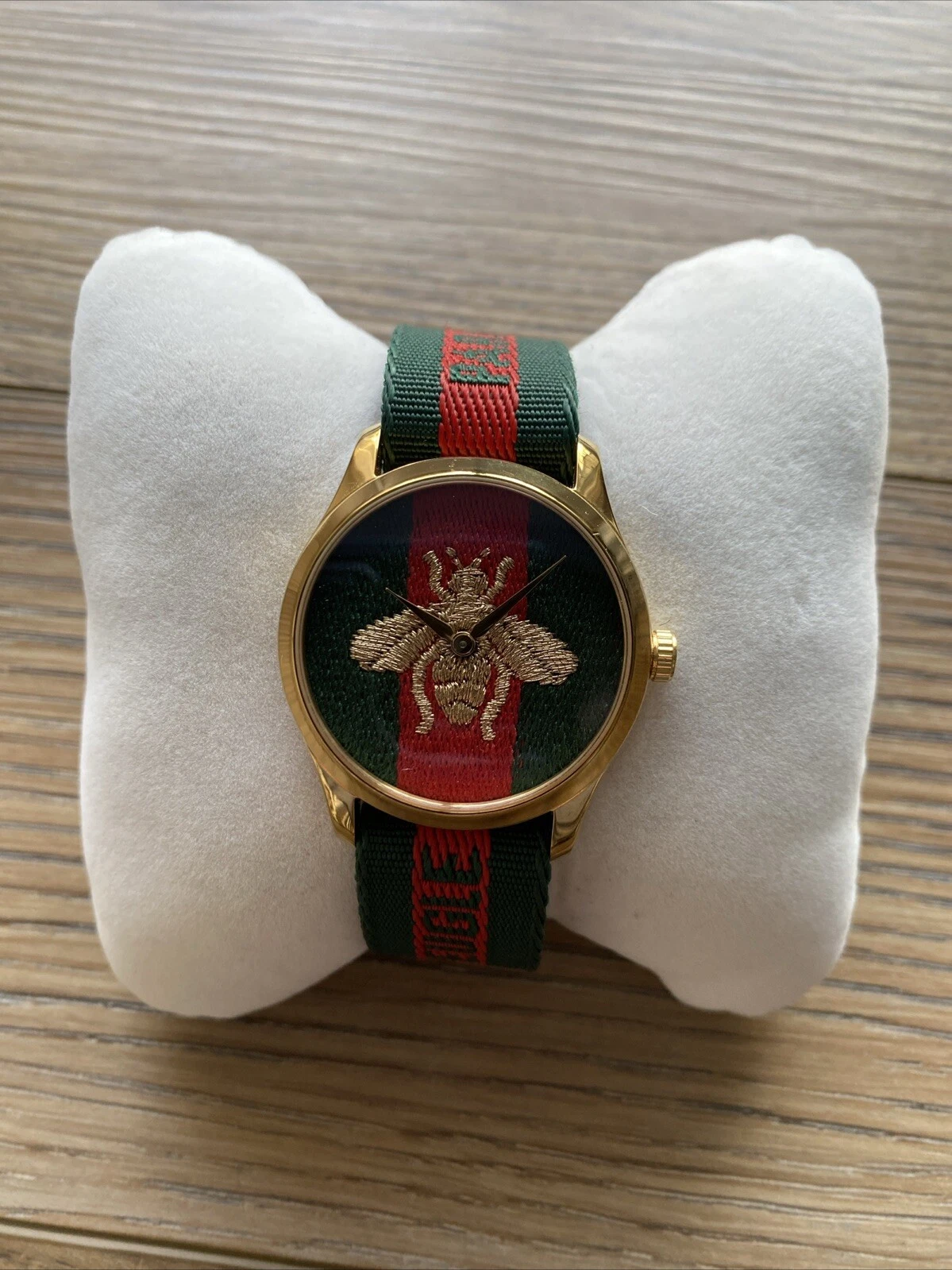 Montre Gucci Le Marché Des Merveilles 38 mm rouge et vert abeille