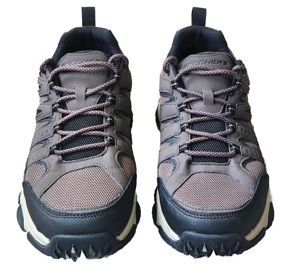 New Mens Skechers Air Cooled Goodyear Hiking Shoes Size 10.5 Brown SN