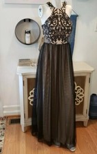 Xtraordinary Prom Full Length Dress Size 5 Champagne & Black