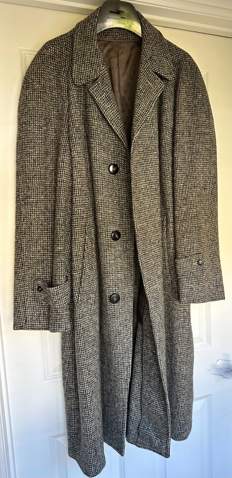 Vintage Men's Harris Tweed Overcoat. L/XL image 11