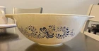VNT Pyrex Homestead Cinderella Mixing/Nesting Bowl 1976 4 Qt Pour Spout/Handles