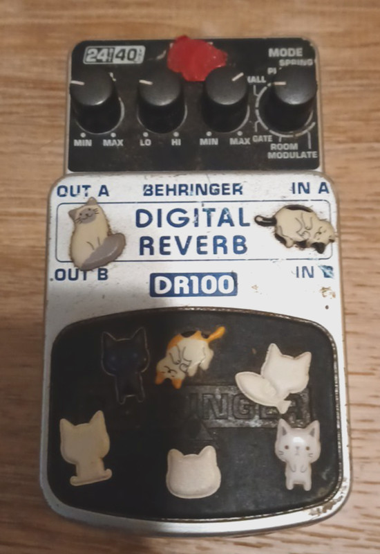 Behringer DR100 Digital Reverb Stereo Guitar Effects Pedal USED (w/cat stickers)