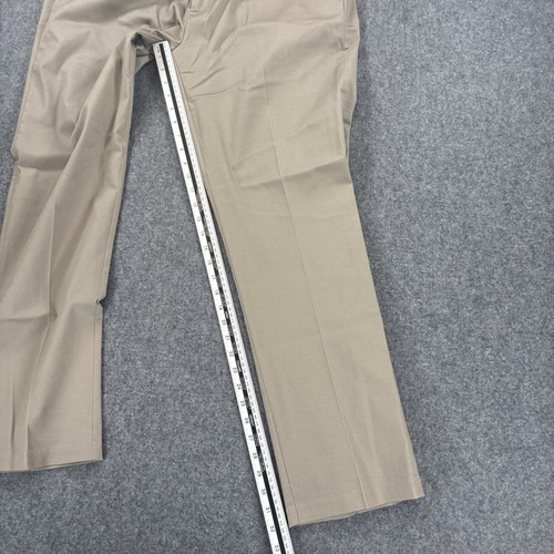 Chino Haggar Premium kaki taglio dritto piatto davanti 38x32 - Foto 8 di 9
