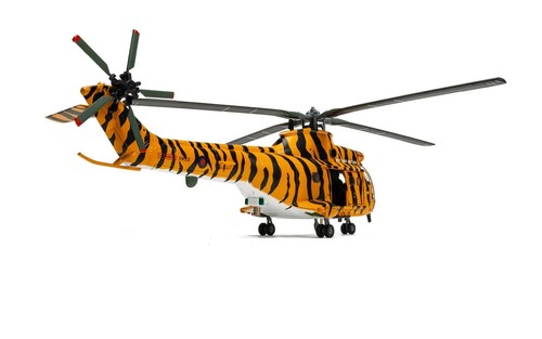 Corgi Aviation Archive Westland Puma HC-1 RAF NATO Tiger Meet Maßstab 1:72 AA27006 - Bild 9 von 13