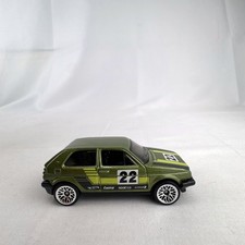 Hot Wheels 1:64 VW Volkswagen Golf MK2 GTI Green 22 Castrol Hatchback Diecast