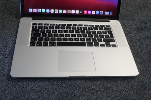 MacBook Pro Retina 15” inch, Mid 2014 2.2GHz i7 16GB 256GB Intel Iris Pro 1536MB - Picture 4 of 13