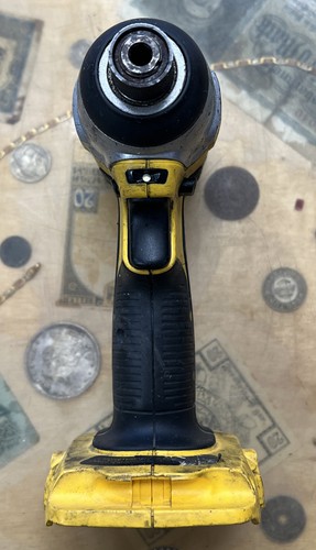 DeWalt Model DC825 18V Impact Driver 1/4” (Tool Only) - Picture 3 of 5