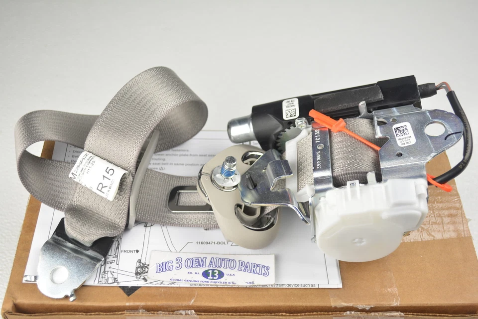 Cadillac Escalade Chevrolet Silverado Passenger Seat Belt Kit new OEM 19260184 - Image 4 of 4