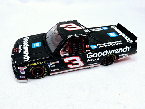 Vintage 1996 Goodwrench Super Chevy Truck #3 Mike Skinner Revell Monogram 1:24