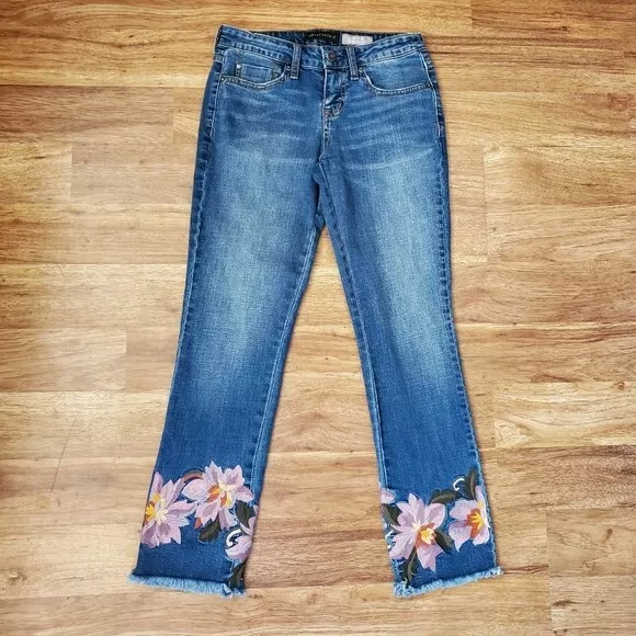 Aeropostale embroidered cheap jeans
