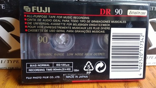 100 Fuji DR 90 Normal Bias Audio Cassetta Vuota Custodia Extra Slim Tipo 1 - Foto 5 di 7