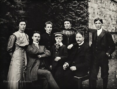 1911/71 Vintage AUGUST SANDER Small Town German Family Photo