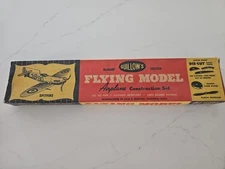 VINTAGE GUILLOWS FLYING Model Airplane Kit Spitfire DC50