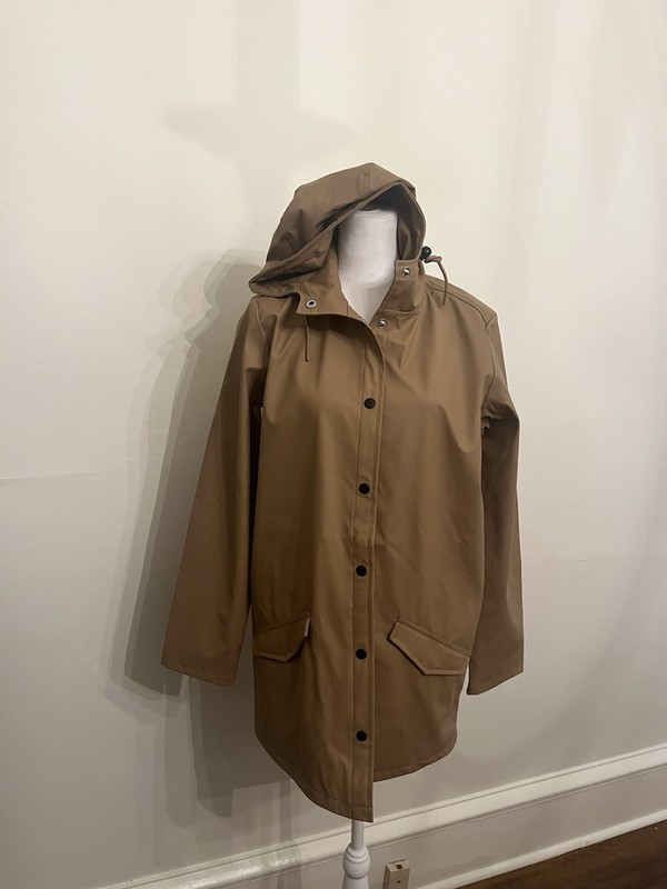 Vera Bradley Women’s XS Raincoat New! Tags! Tiger Eye Hooded long sleeve