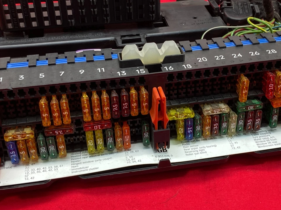 99-06 BMW E46 3 Series M3 X3 Interior Power Fuse Junction Control Box Unit OEM✅ - Image 4 of 4