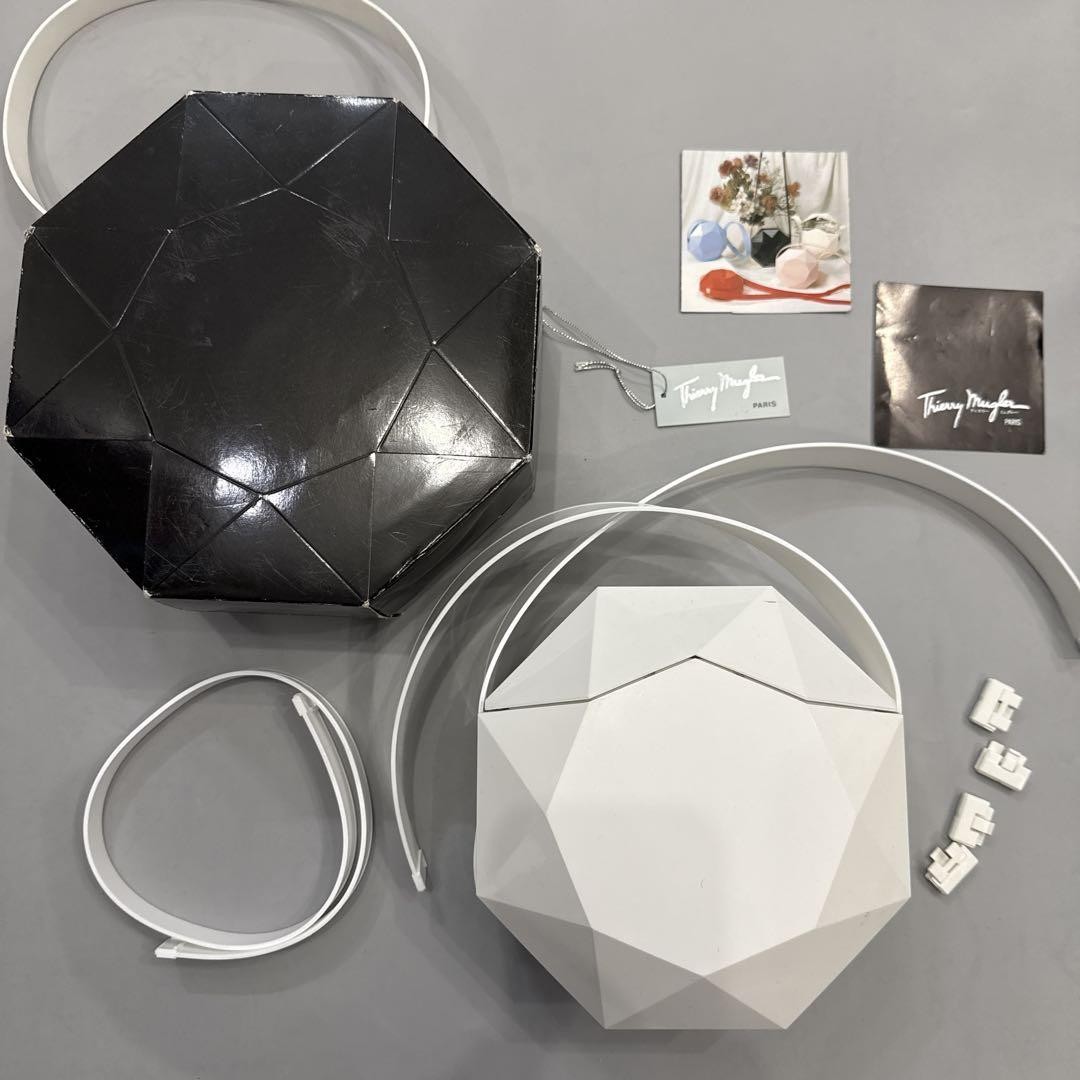 Thierry Mugler 80’s plastic bag ショルダーバッグ Thierry Mugler 80s Plastic Shoulder Bag, Multifaceted Design