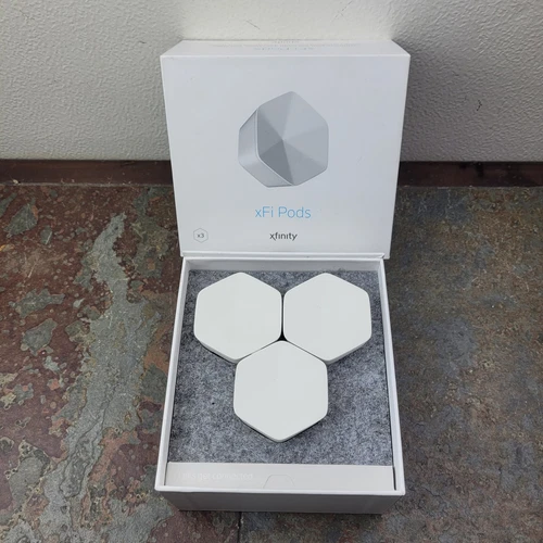 Xfinity xFi Pods WiFi Network Range Extender 1st Generation XE1-S Set Of 3