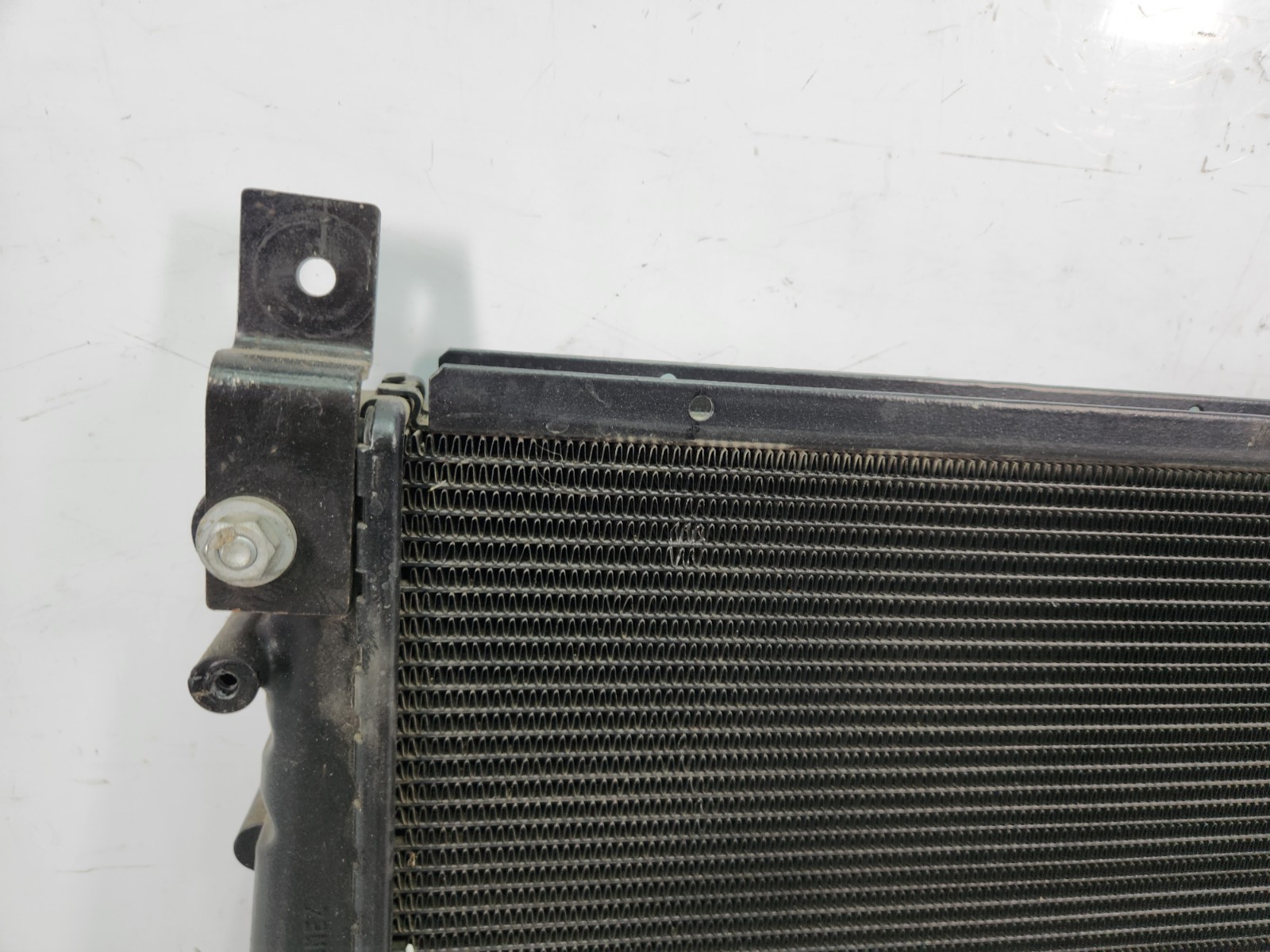 ✅ 04-10 OEM Maserati Quattroporte M139 Engine Motor Cooling Coolant Radiator 71k