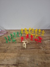 Cowboy and Indians 2 1/2-3  Vintage Plastic Figures Lot Of 23 Green Yellow Red