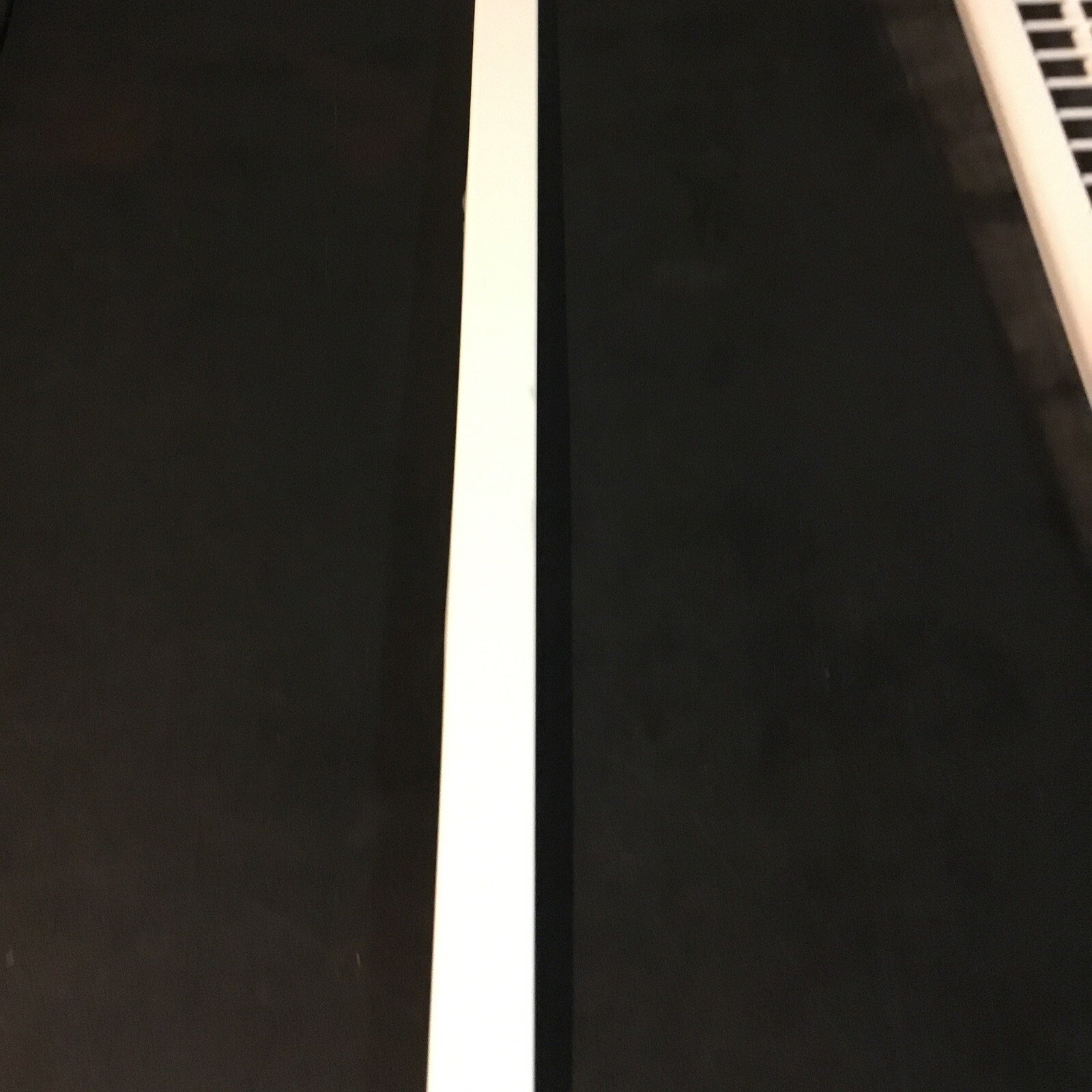 WHIRLPOOL WP2266727 TRIM-DOOR