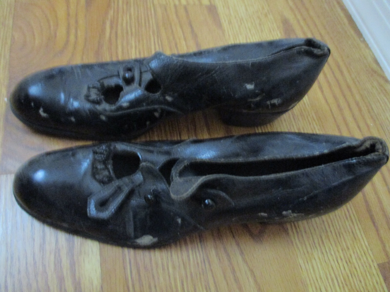 Antique shoes vintage worn women's 20s 1930s Friedma… Gem