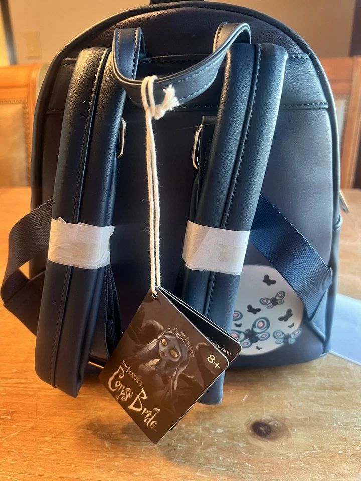 Mini mochila Loungefly Corpse Bride pastel de boda Foto 3 de 4