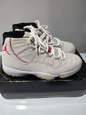 Jordan Air Jordan 11 Retro Platinum Tint Sail-University Red 378037-016