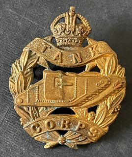 WW1 British Army Tank Corps cap badge