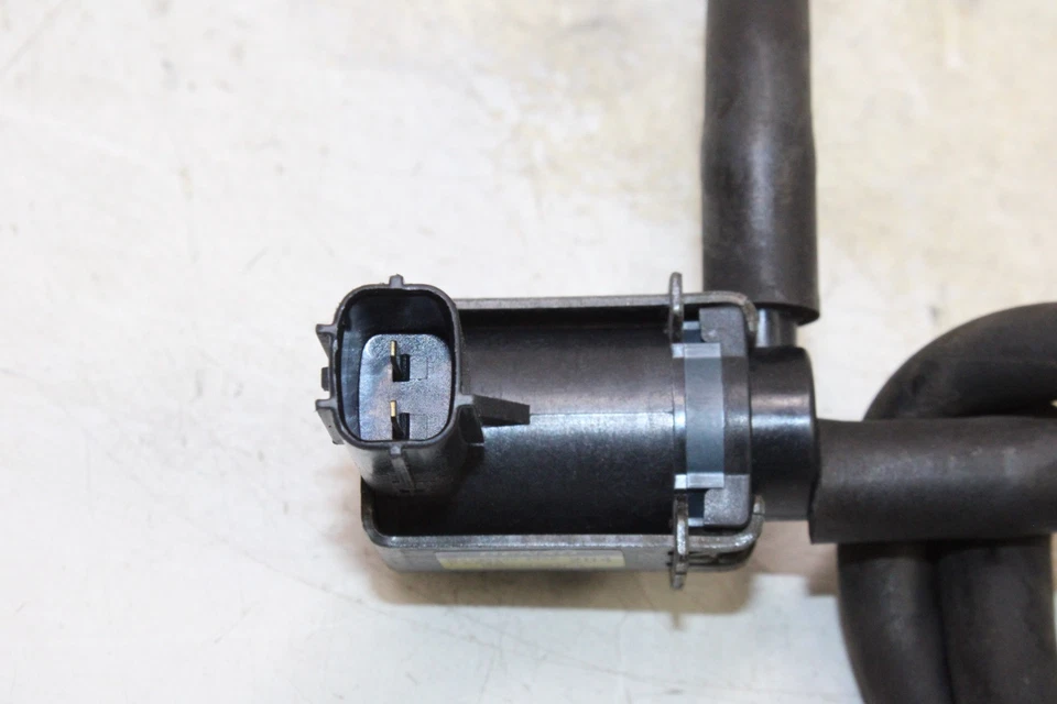 Honda Goldwing 1800 GL1800 2006 OEM válvula de aire solenoide techo interruptor sensor Foto 3 de 4