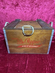 Dr. Pepper Vintage 100 Original Years Wooden Cooler -great Condition!!!!