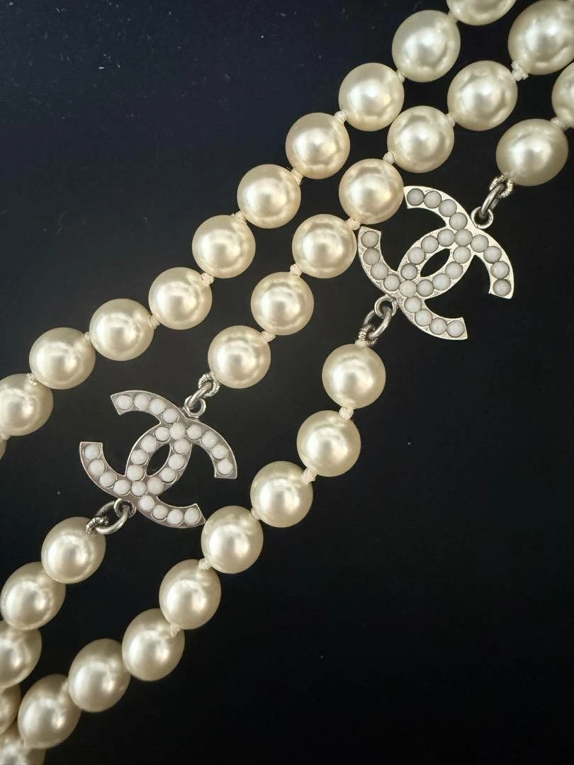 Collana CHANEL perle lunghe