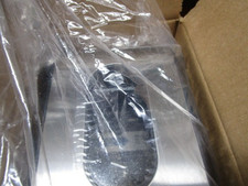 NEW HEAVY DUTY Wall Mounted Touch Free Automatic Soap Dispenser NEW IN BOX