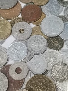 GROS LOT de de 1 KG de monnaies des Colonies de FRANCE dont Argent et Bronze