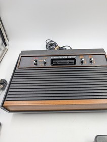 Vintage Atari 2600 Video Game Console Bundle Tested AV Power Cable & Controller 